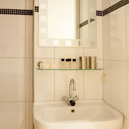 Otel Hotelboerderij Akkerlust Leidschendam