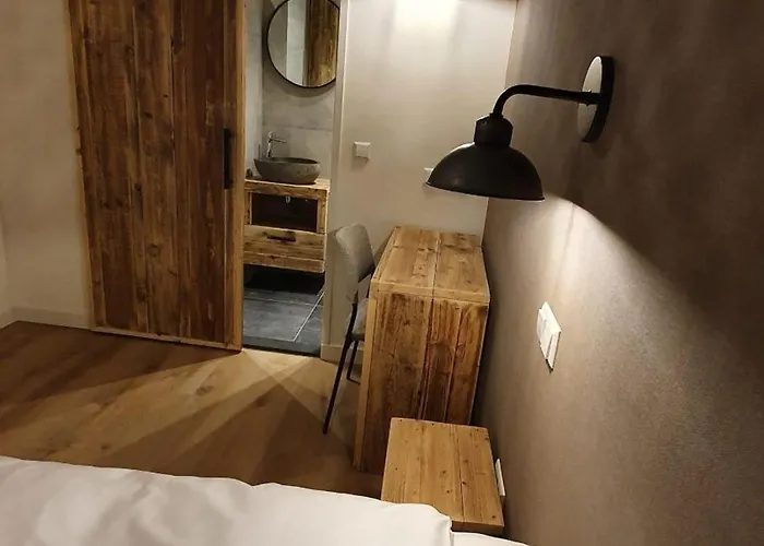 מלון Hotelboerderij Akkerlust ליידסנדאם